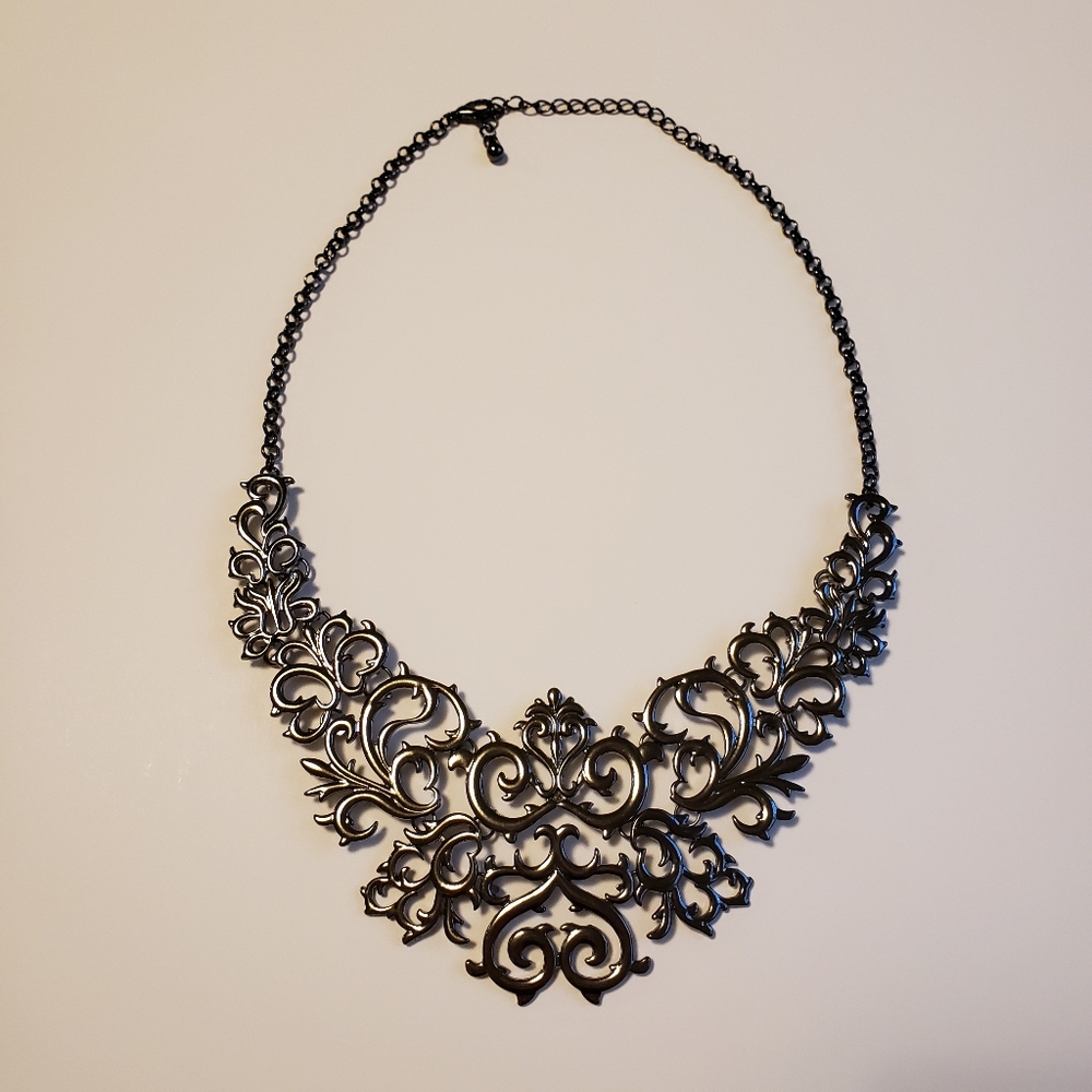 Elegant Metal Statement Necklace